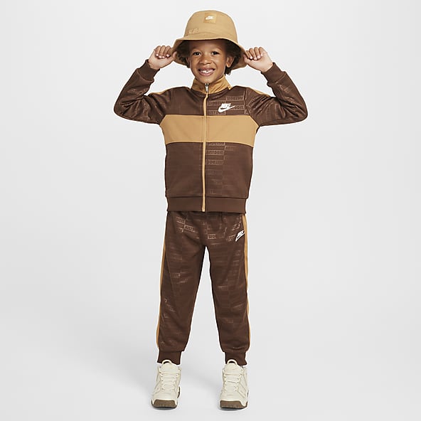 Little boy nike clothes store